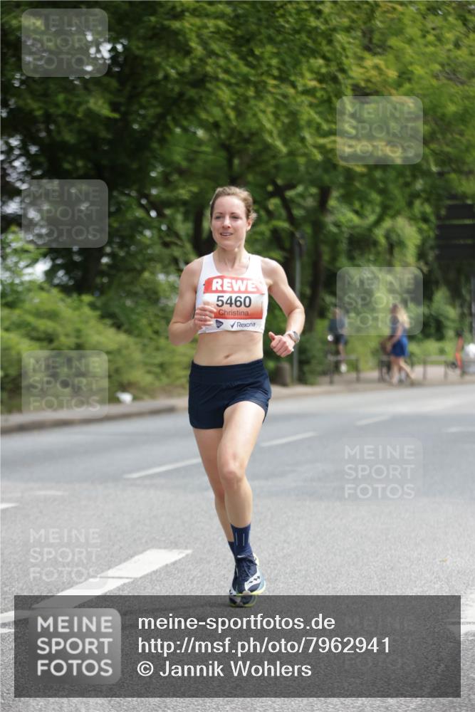 15.06.2025 - REWE Women's Run Jannik Wohlers http://msf.ph/oto/7962941 15.06.2025 09:56:29 Laufen 5460 meine-sportfotos.de