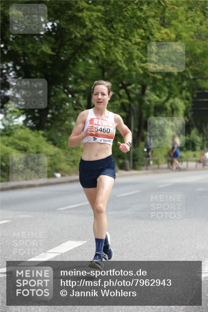 15.06.2025 - REWE Women's Run Jannik Wohlers http://msf.ph/oto/7962943 15.06.2025 09:56:29 Laufen 5460 meine-sportfotos.de