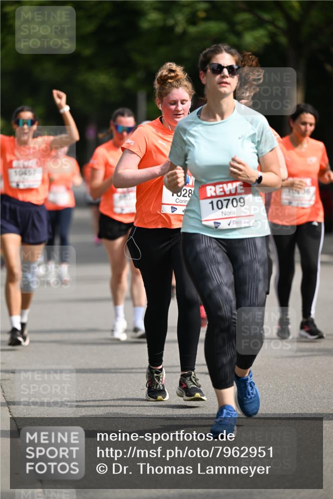15.06.2025 - REWE Women's Run Dr. Thomas Lammeyer http://msf.ph/oto/7962951 15.06.2025 09:51:42 Laufen 10457, 28, 10709, 10936 meine-sportfotos.de