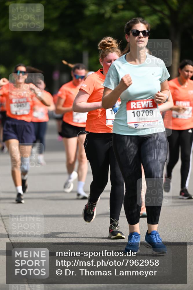 15.06.2025 - REWE Women's Run Dr. Thomas Lammeyer http://msf.ph/oto/7962958 15.06.2025 09:51:42 Laufen 10709 meine-sportfotos.de
