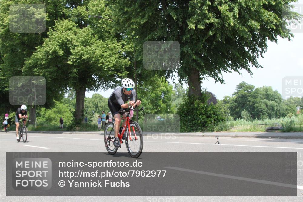 15.06.2025 - 7 Türme Triathlon Yannick Fuchs http://msf.ph/oto/7962977 15.06.2025 12:46:59 Radfahren  meine-sportfotos.de