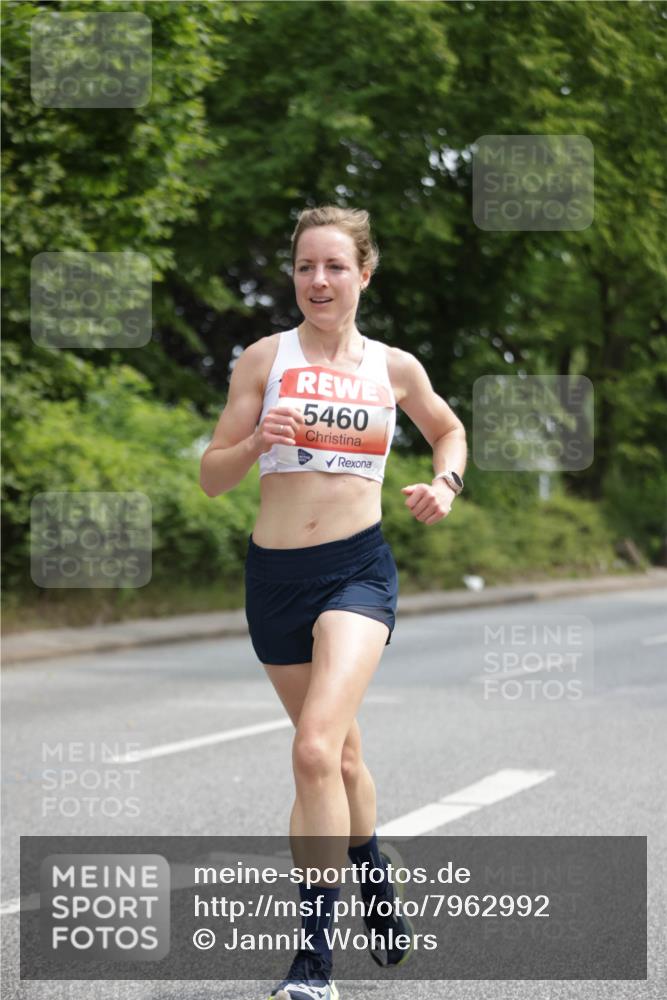 15.06.2025 - REWE Women's Run Jannik Wohlers http://msf.ph/oto/7962992 15.06.2025 09:56:30 Laufen 5460 meine-sportfotos.de