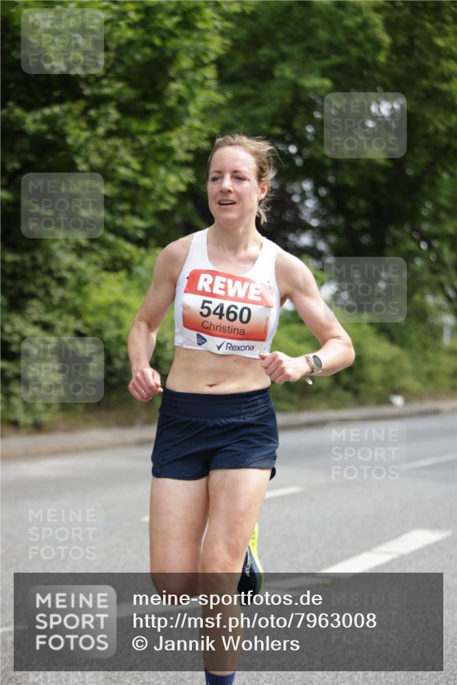 15.06.2025 - REWE Women's Run Jannik Wohlers http://msf.ph/oto/7963008 15.06.2025 09:56:30 Laufen 5460 meine-sportfotos.de