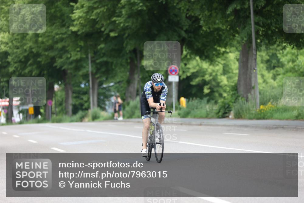 15.06.2025 - 7 Türme Triathlon Yannick Fuchs http://msf.ph/oto/7963015 15.06.2025 11:08:37 Radfahren 224, 280 meine-sportfotos.de