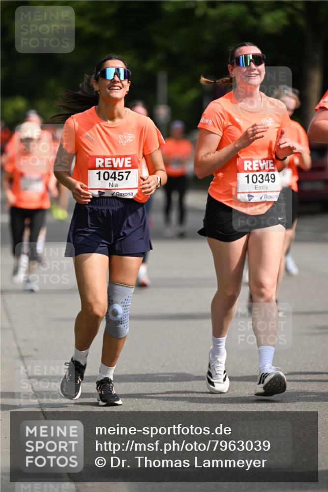 15.06.2025 - REWE Women's Run Dr. Thomas Lammeyer http://msf.ph/oto/7963039 15.06.2025 09:51:45 Laufen 10457, 10349 meine-sportfotos.de
