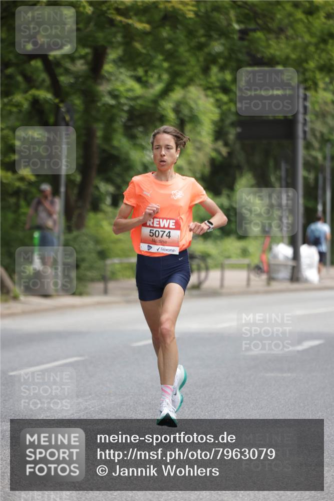 15.06.2025 - REWE Women's Run Jannik Wohlers http://msf.ph/oto/7963079 15.06.2025 09:56:51 Laufen 5074 meine-sportfotos.de