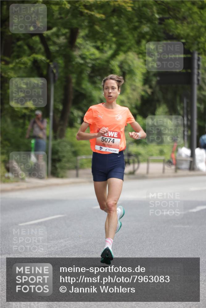 15.06.2025 - REWE Women's Run Jannik Wohlers http://msf.ph/oto/7963083 15.06.2025 09:56:51 Laufen 5074 meine-sportfotos.de