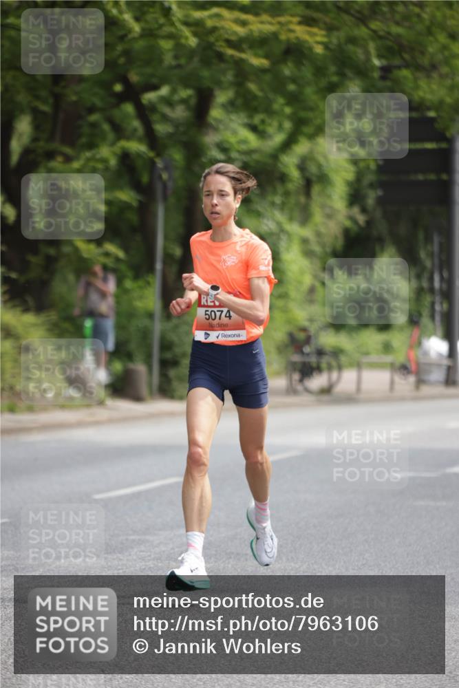 15.06.2025 - REWE Women's Run Jannik Wohlers http://msf.ph/oto/7963106 15.06.2025 09:56:51 Laufen 5074 meine-sportfotos.de