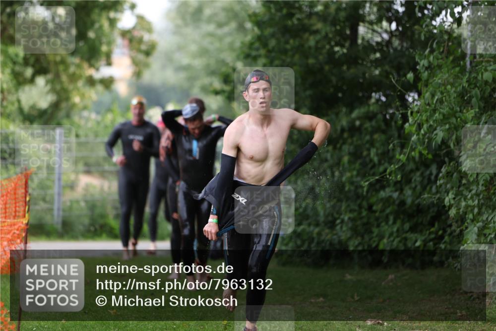 15.06.2025 - 7 Türme Triathlon Michael Strokosch http://msf.ph/oto/7963132 15.06.2025 12:15:46 Schwimmen 366, 446, 500, 503, 537, 575, 583 meine-sportfotos.de