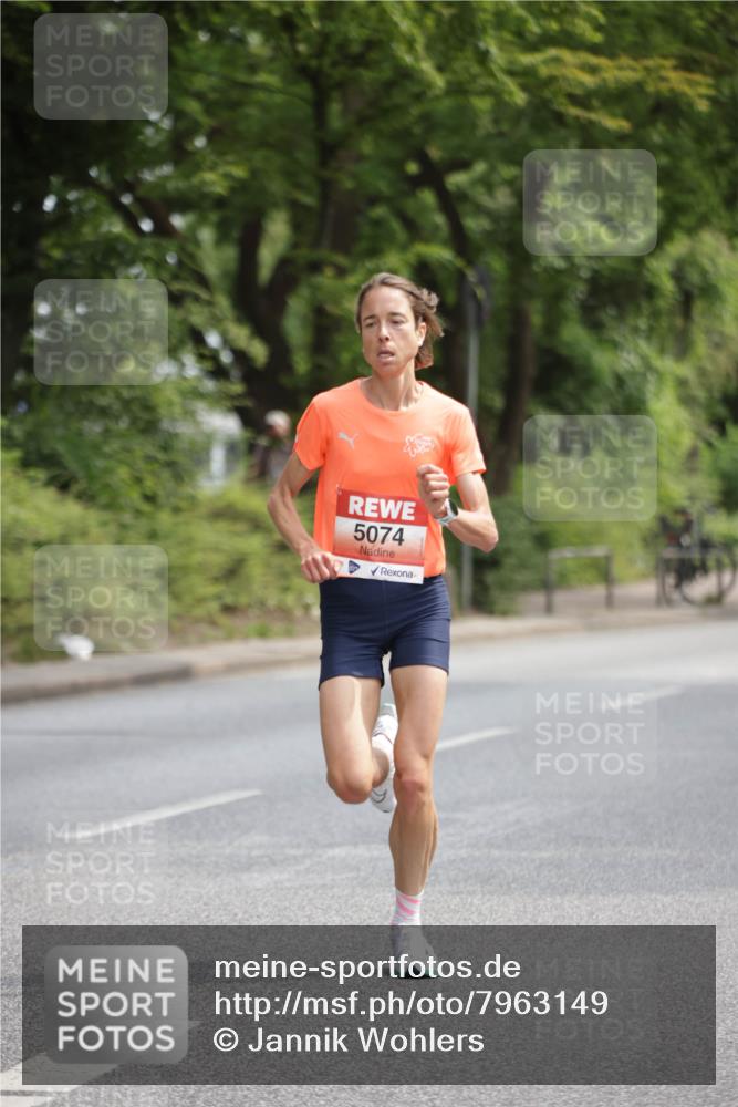 15.06.2025 - REWE Women's Run Jannik Wohlers http://msf.ph/oto/7963149 15.06.2025 09:56:52 Laufen 5074 meine-sportfotos.de