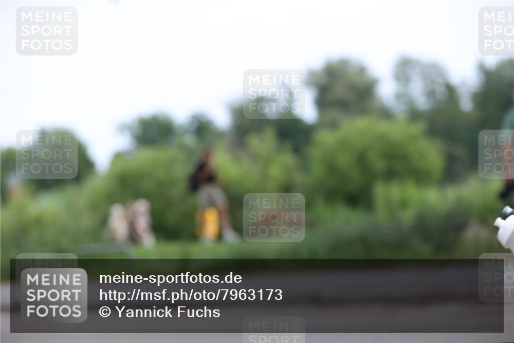 15.06.2025 - 7 Türme Triathlon Yannick Fuchs http://msf.ph/oto/7963173 15.06.2025 11:08:58 Radfahren 250, 299 meine-sportfotos.de