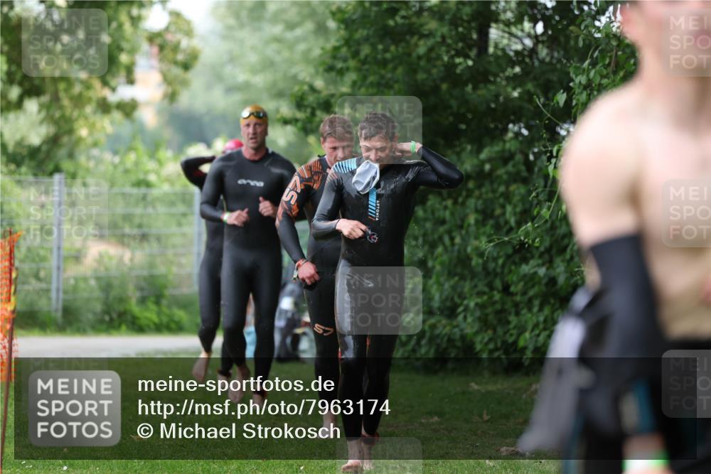 15.06.2025 - 7 Türme Triathlon Michael Strokosch http://msf.ph/oto/7963174 15.06.2025 12:15:49 Schwimmen 366, 446, 500, 503, 537, 575, 583 meine-sportfotos.de