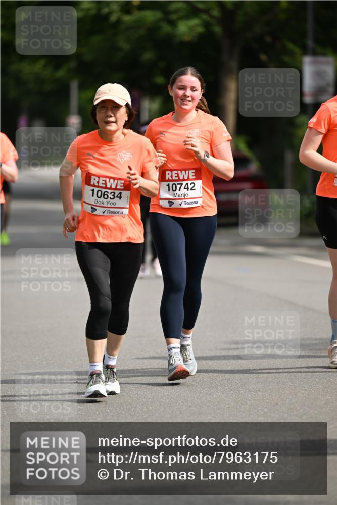 15.06.2025 - REWE Women's Run Dr. Thomas Lammeyer http://msf.ph/oto/7963175 15.06.2025 09:51:49 Laufen 10634, 10742 meine-sportfotos.de