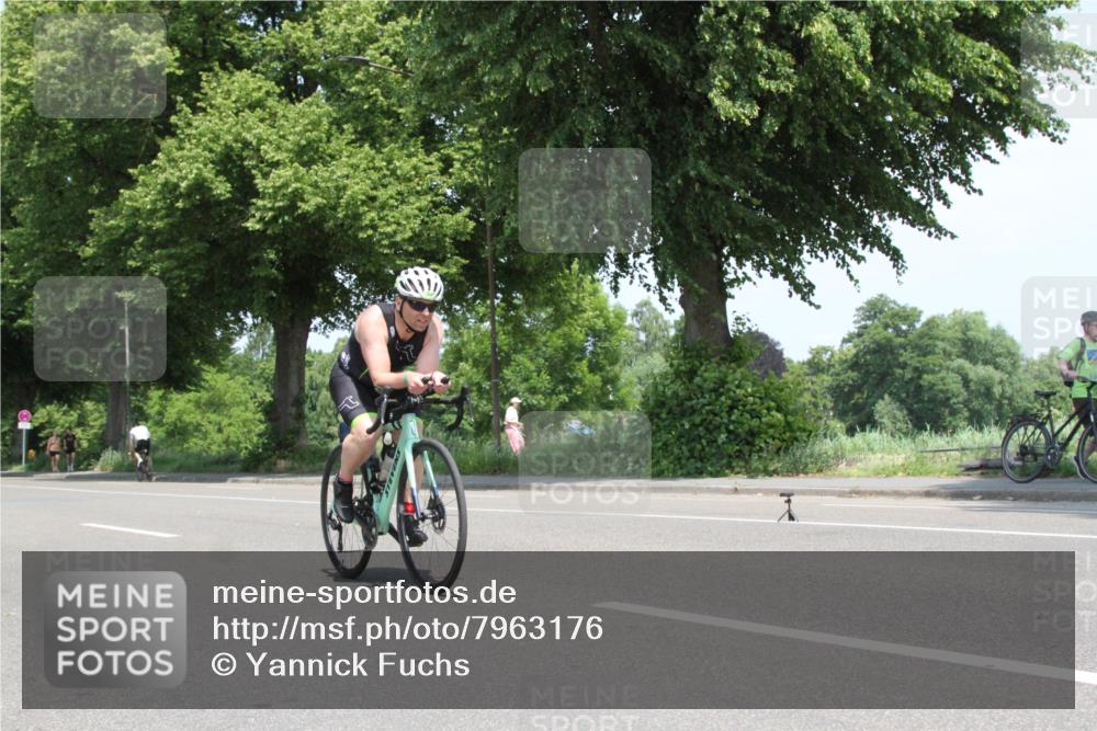 15.06.2025 - 7 Türme Triathlon Yannick Fuchs http://msf.ph/oto/7963176 15.06.2025 12:48:20 Radfahren  meine-sportfotos.de