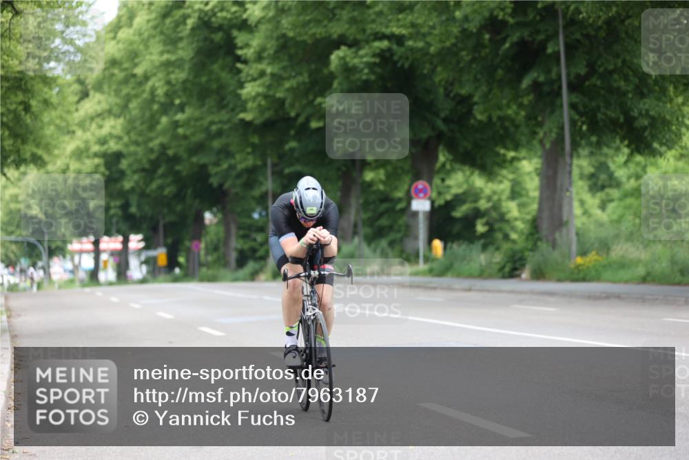 15.06.2025 - 7 Türme Triathlon Yannick Fuchs http://msf.ph/oto/7963187 15.06.2025 11:09:05 Radfahren 250 meine-sportfotos.de