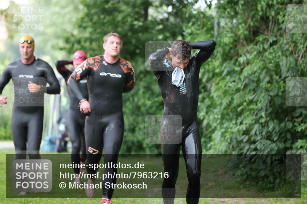 15.06.2025 - 7 Türme Triathlon Michael Strokosch http://msf.ph/oto/7963216 15.06.2025 12:15:50 Schwimmen 366, 446, 500, 503, 537, 575, 583 meine-sportfotos.de
