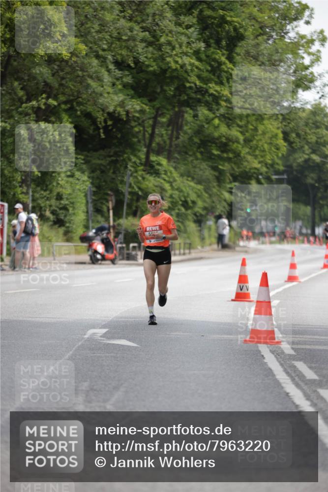 15.06.2025 - REWE Women's Run Jannik Wohlers http://msf.ph/oto/7963220 15.06.2025 09:57:32 Laufen  meine-sportfotos.de