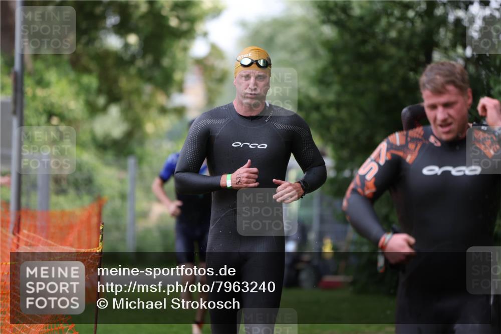 15.06.2025 - 7 Türme Triathlon Michael Strokosch http://msf.ph/oto/7963240 15.06.2025 12:15:53 Schwimmen 366, 446, 500, 503, 537, 567, 575, 583 meine-sportfotos.de