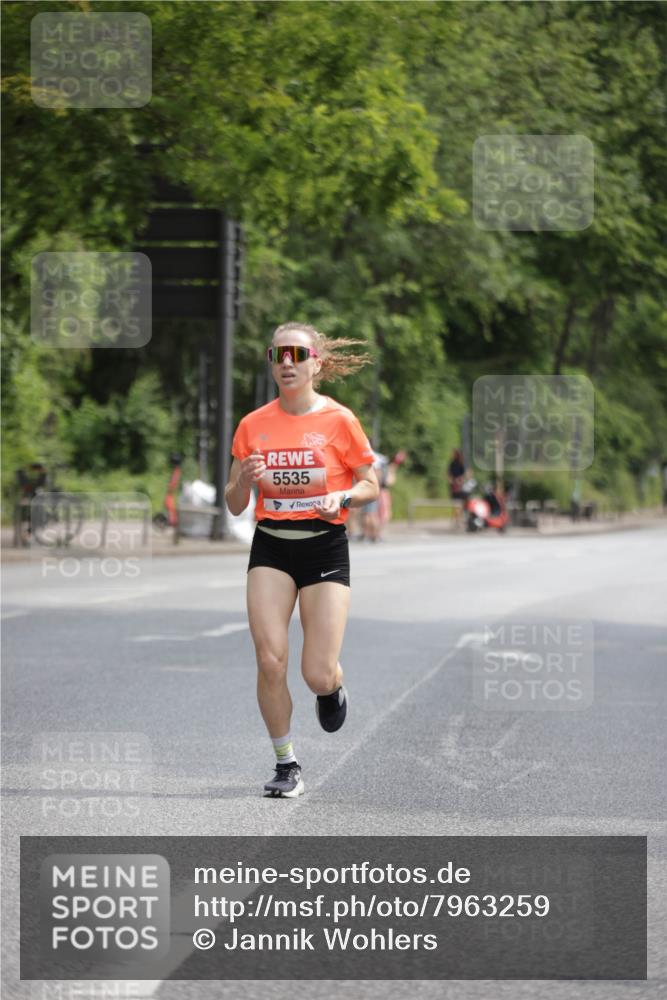 15.06.2025 - REWE Women's Run Jannik Wohlers http://msf.ph/oto/7963259 15.06.2025 09:57:37 Laufen 5535 meine-sportfotos.de