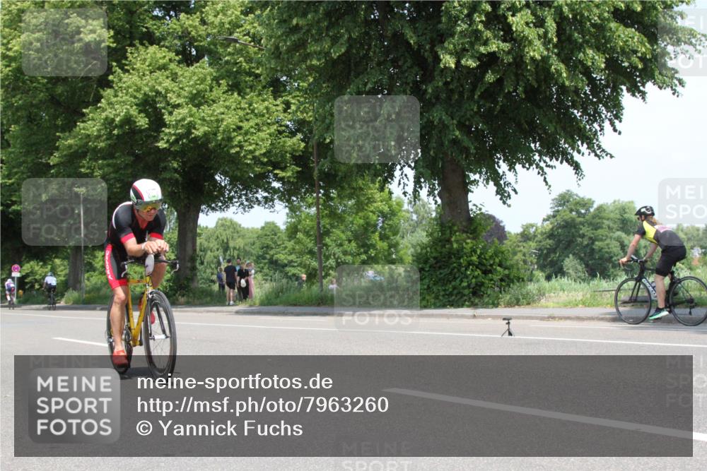 15.06.2025 - 7 Türme Triathlon Yannick Fuchs http://msf.ph/oto/7963260 15.06.2025 12:49:10 Radfahren  meine-sportfotos.de