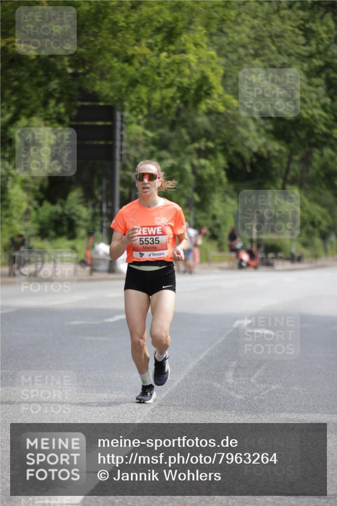15.06.2025 - REWE Women's Run Jannik Wohlers http://msf.ph/oto/7963264 15.06.2025 09:57:37 Laufen 5535 meine-sportfotos.de