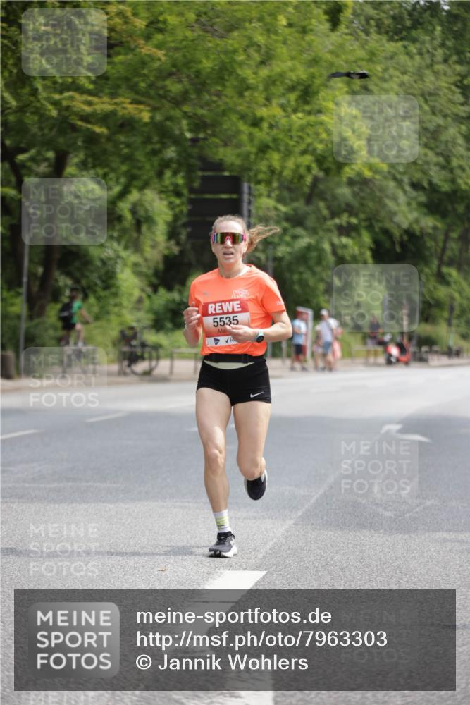 15.06.2025 - REWE Women's Run Jannik Wohlers http://msf.ph/oto/7963303 15.06.2025 09:57:37 Laufen 5535 meine-sportfotos.de