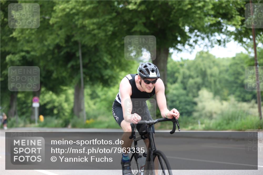 15.06.2025 - 7 Türme Triathlon Yannick Fuchs http://msf.ph/oto/7963335 15.06.2025 11:09:25 Radfahren 232 meine-sportfotos.de