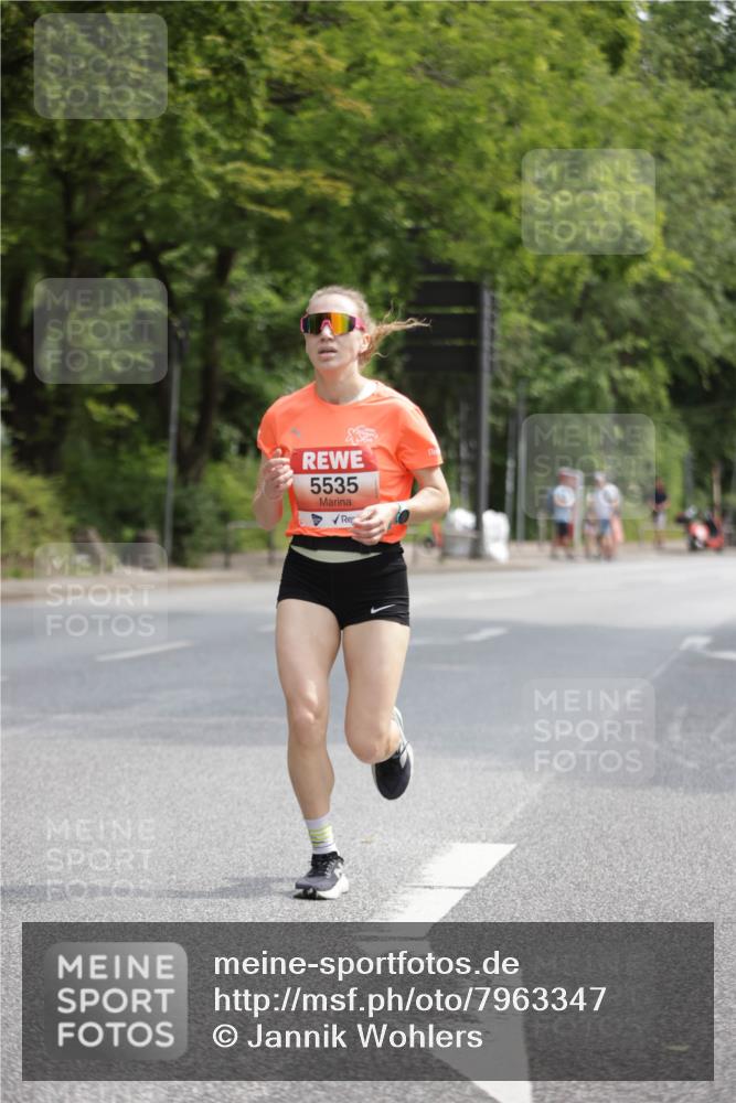 15.06.2025 - REWE Women's Run Jannik Wohlers http://msf.ph/oto/7963347 15.06.2025 09:57:38 Laufen 5535 meine-sportfotos.de
