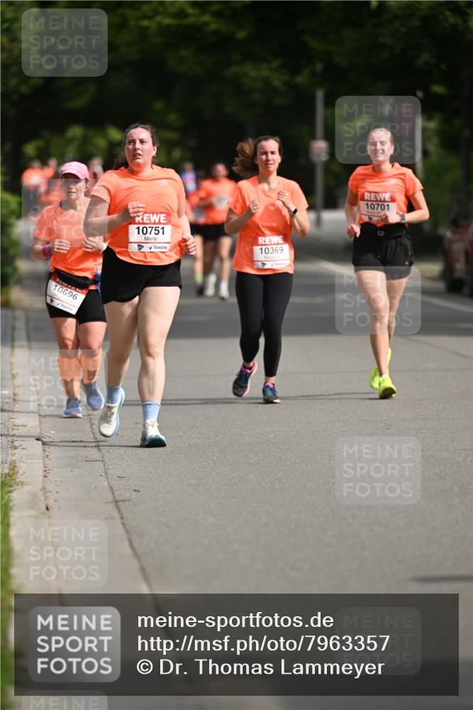 15.06.2025 - REWE Women's Run Dr. Thomas Lammeyer http://msf.ph/oto/7963357 15.06.2025 09:51:57 Laufen 10696, 10751, 10369, 10701 meine-sportfotos.de