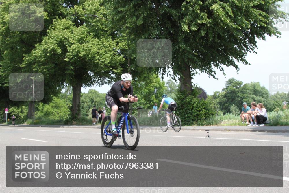 15.06.2025 - 7 Türme Triathlon Yannick Fuchs http://msf.ph/oto/7963381 15.06.2025 12:50:12 Radfahren  meine-sportfotos.de