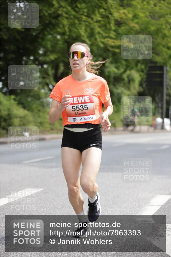 15.06.2025 - REWE Women's Run Jannik Wohlers http://msf.ph/oto/7963393 15.06.2025 09:57:39 Laufen 5535 meine-sportfotos.de