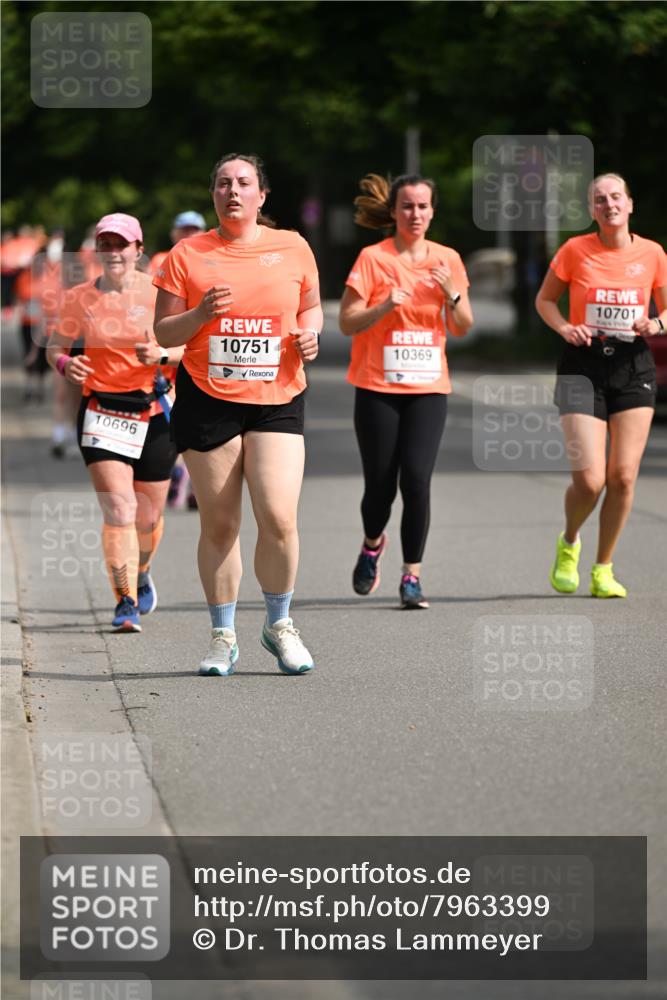 15.06.2025 - REWE Women's Run Dr. Thomas Lammeyer http://msf.ph/oto/7963399 15.06.2025 09:51:58 Laufen 10696, 10751, 10369, 10701 meine-sportfotos.de