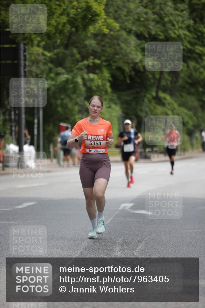 15.06.2025 - REWE Women's Run Jannik Wohlers http://msf.ph/oto/7963405 15.06.2025 09:58:04 Laufen 5353 meine-sportfotos.de