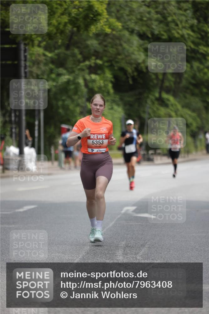 15.06.2025 - REWE Women's Run Jannik Wohlers http://msf.ph/oto/7963408 15.06.2025 09:58:04 Laufen 5353 meine-sportfotos.de