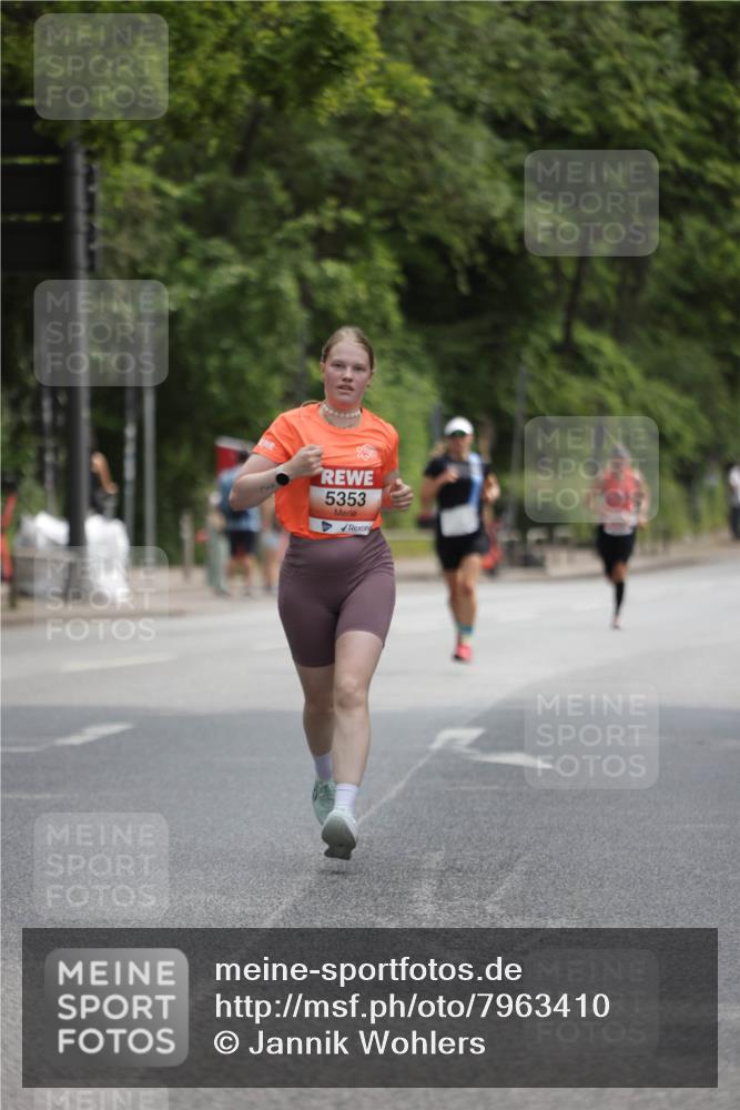15.06.2025 - REWE Women's Run Jannik Wohlers http://msf.ph/oto/7963410 15.06.2025 09:58:04 Laufen 5353 meine-sportfotos.de