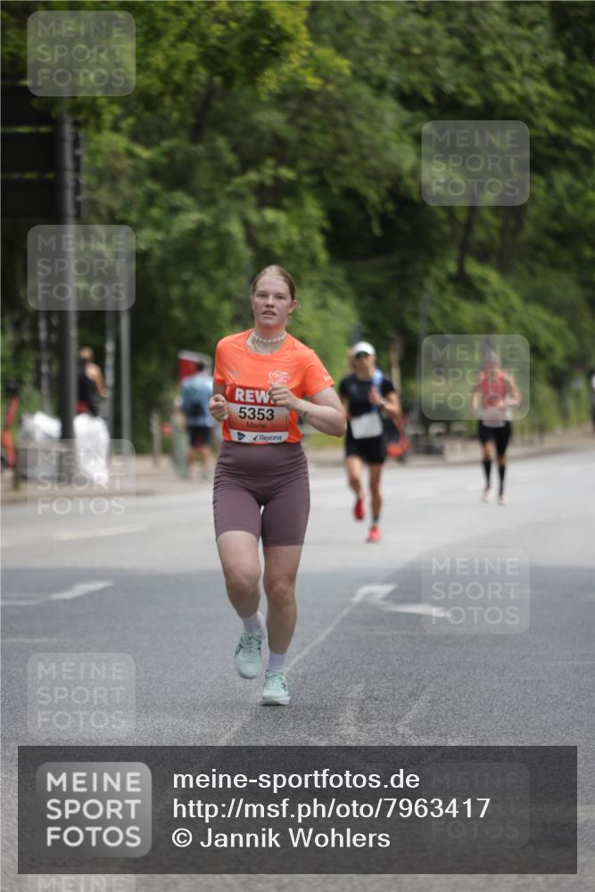 15.06.2025 - REWE Women's Run Jannik Wohlers http://msf.ph/oto/7963417 15.06.2025 09:58:04 Laufen 5353 meine-sportfotos.de
