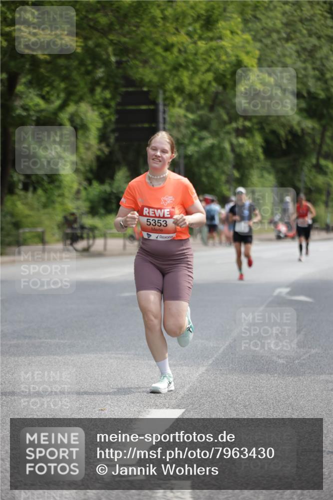 15.06.2025 - REWE Women's Run Jannik Wohlers http://msf.ph/oto/7963430 15.06.2025 09:58:06 Laufen 5353 meine-sportfotos.de