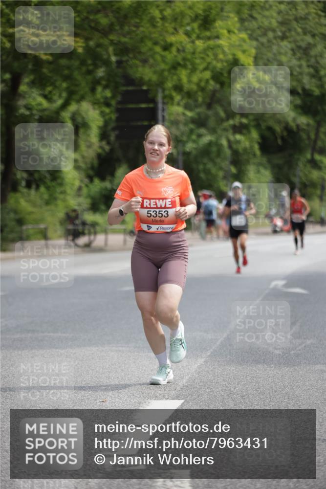 15.06.2025 - REWE Women's Run Jannik Wohlers http://msf.ph/oto/7963431 15.06.2025 09:58:06 Laufen 5353 meine-sportfotos.de