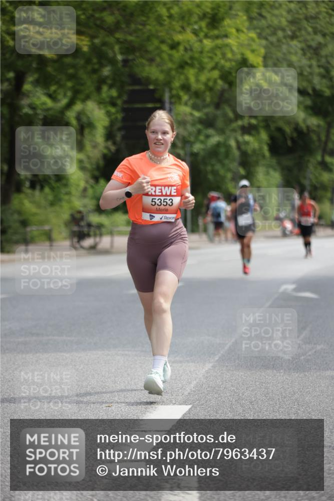 15.06.2025 - REWE Women's Run Jannik Wohlers http://msf.ph/oto/7963437 15.06.2025 09:58:06 Laufen 5353 meine-sportfotos.de