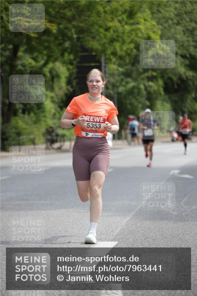 15.06.2025 - REWE Women's Run Jannik Wohlers http://msf.ph/oto/7963441 15.06.2025 09:58:06 Laufen 5353 meine-sportfotos.de