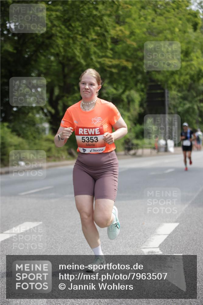 15.06.2025 - REWE Women's Run Jannik Wohlers http://msf.ph/oto/7963507 15.06.2025 09:58:07 Laufen 5353 meine-sportfotos.de