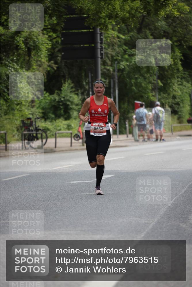 15.06.2025 - REWE Women's Run Jannik Wohlers http://msf.ph/oto/7963515 15.06.2025 09:58:13 Laufen 5, 5663 meine-sportfotos.de
