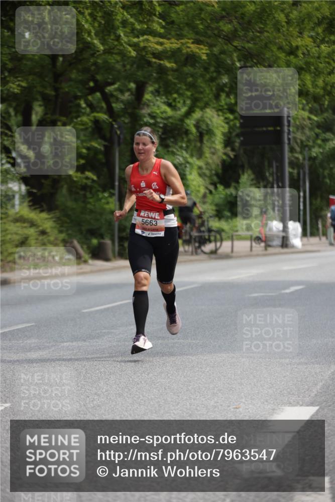 15.06.2025 - REWE Women's Run Jannik Wohlers http://msf.ph/oto/7963547 15.06.2025 09:58:16 Laufen 5663 meine-sportfotos.de