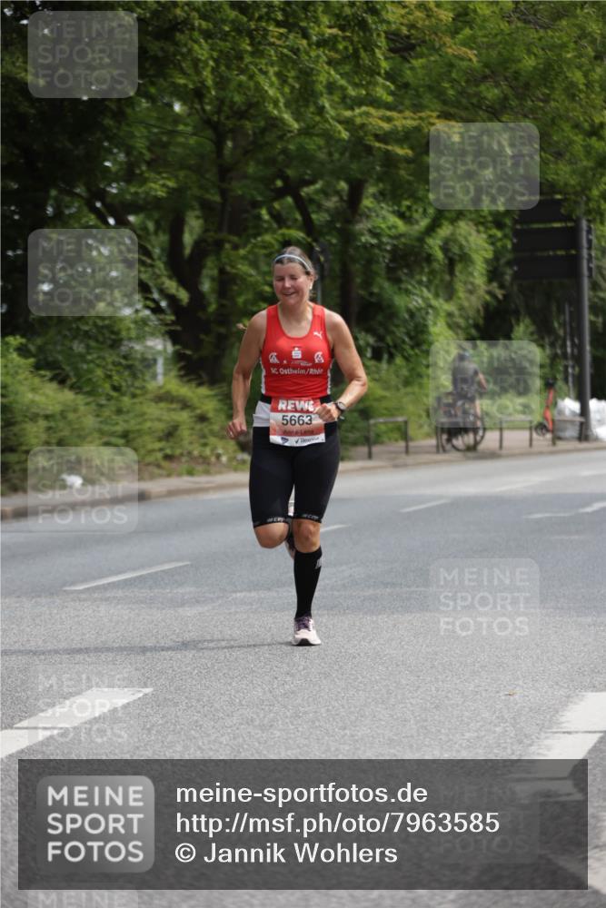 15.06.2025 - REWE Women's Run Jannik Wohlers http://msf.ph/oto/7963585 15.06.2025 09:58:16 Laufen 5663 meine-sportfotos.de