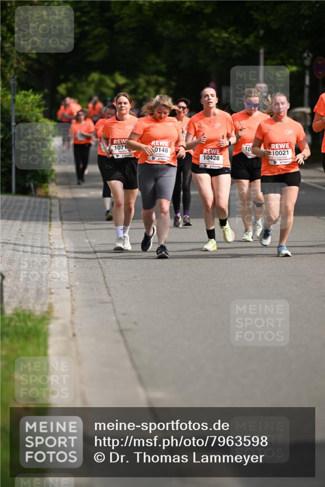 15.06.2025 - REWE Women's Run Dr. Thomas Lammeyer http://msf.ph/oto/7963598 15.06.2025 09:52:07 Laufen 1071, 10021, 0148, 10, 10428 meine-sportfotos.de