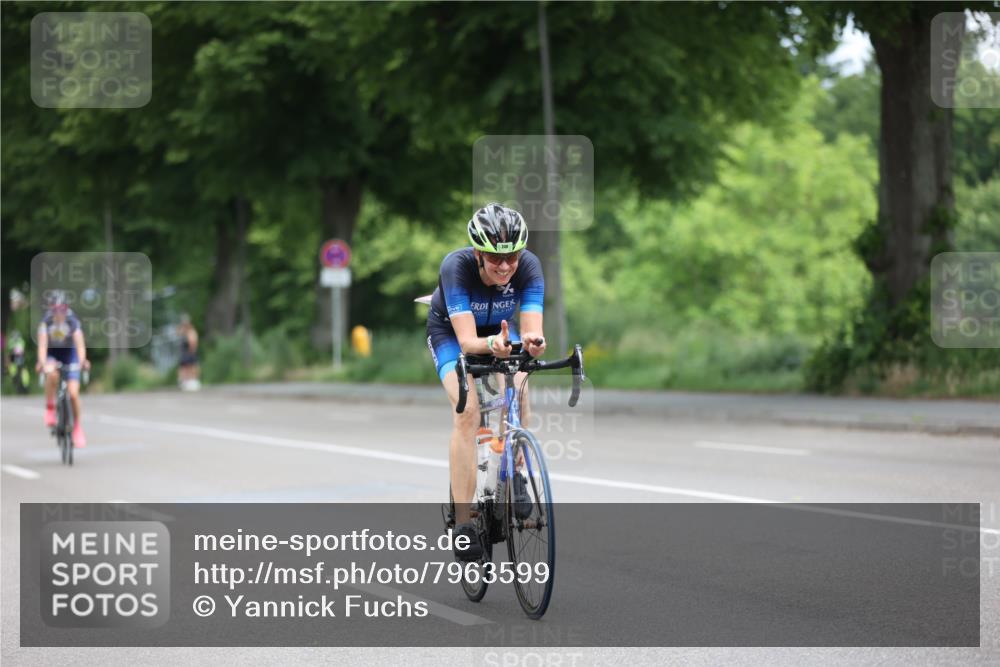 15.06.2025 - 7 Türme Triathlon Yannick Fuchs http://msf.ph/oto/7963599 15.06.2025 11:10:31 Radfahren 248, 285, 299, 302 meine-sportfotos.de