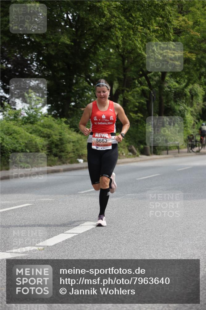 15.06.2025 - REWE Women's Run Jannik Wohlers http://msf.ph/oto/7963640 15.06.2025 09:58:17 Laufen 5663 meine-sportfotos.de
