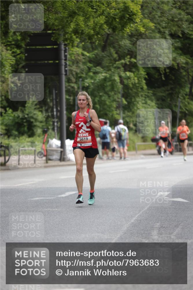15.06.2025 - REWE Women's Run Jannik Wohlers http://msf.ph/oto/7963683 15.06.2025 09:58:29 Laufen 5619 meine-sportfotos.de
