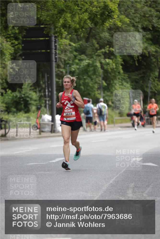 15.06.2025 - REWE Women's Run Jannik Wohlers http://msf.ph/oto/7963686 15.06.2025 09:58:30 Laufen 5619 meine-sportfotos.de