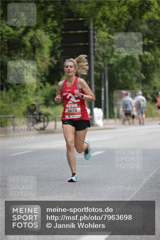 15.06.2025 - REWE Women's Run Jannik Wohlers http://msf.ph/oto/7963698 15.06.2025 09:58:31 Laufen 5619 meine-sportfotos.de